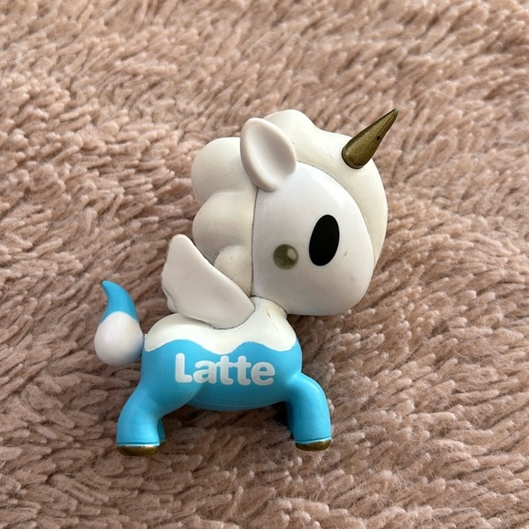 Tokidoki Unicorno blue and white latte pony - Picture 1 of 4